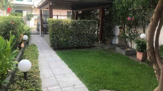 ID. 2375 BARCELLONA VILLA INDIPENDENTE ZONA MARE SPINESANTE VENDESI